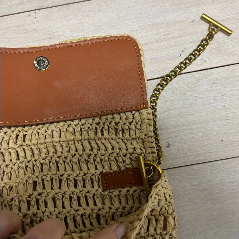 Yves Saint Laurent Cream Crochet Tote with Gold YSL Emblem - Picture 9 of 10